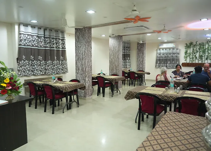 Hotel Avon International