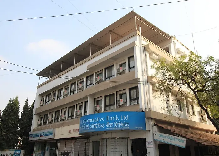 Hotel Girnar